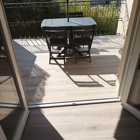 Studio Meuble Climatise Avec Terrasse Draguignan Extérieur photo
